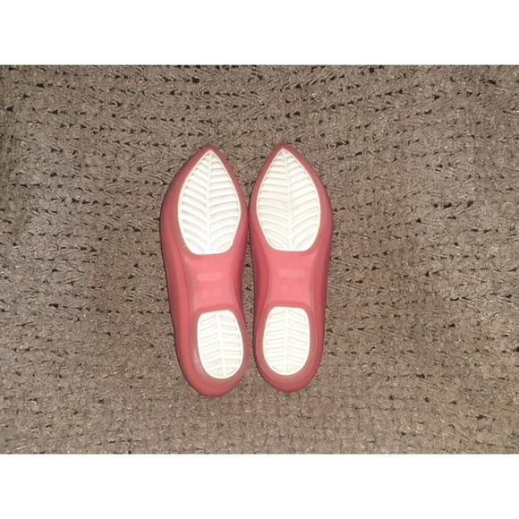 CROCS-Rio-Salmon Pink Flats-Pointed Toe-Side Cut-Outs-Sz 8-Excellent - Picture 7 of 7